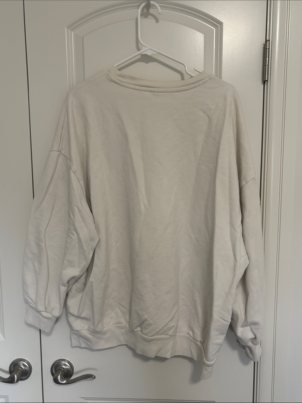 Levi's Cream Crewneck Sweater with Nature Deer Graphic - Picture 3 of 4